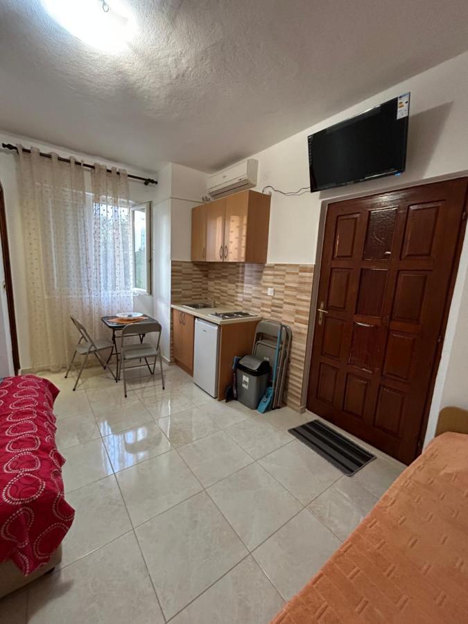 Lazarus Bigova Apartments Tivat Eksteriør bilde
