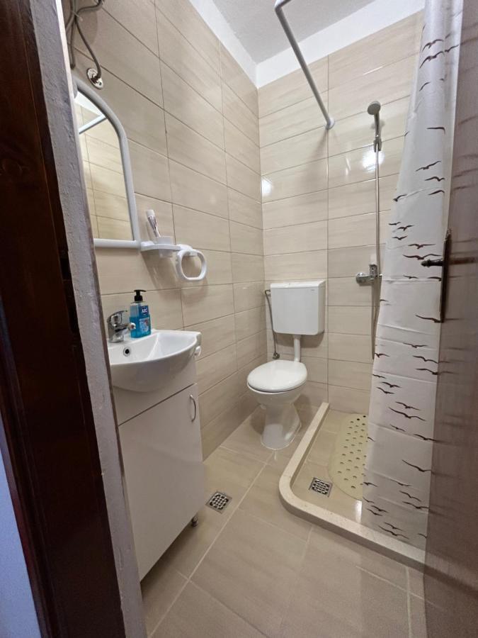 Lazarus Bigova Apartments Tivat Eksteriør bilde