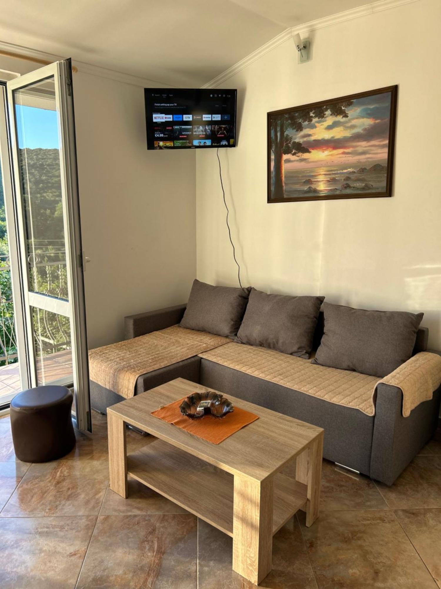 Lazarus Bigova Apartments Tivat Eksteriør bilde