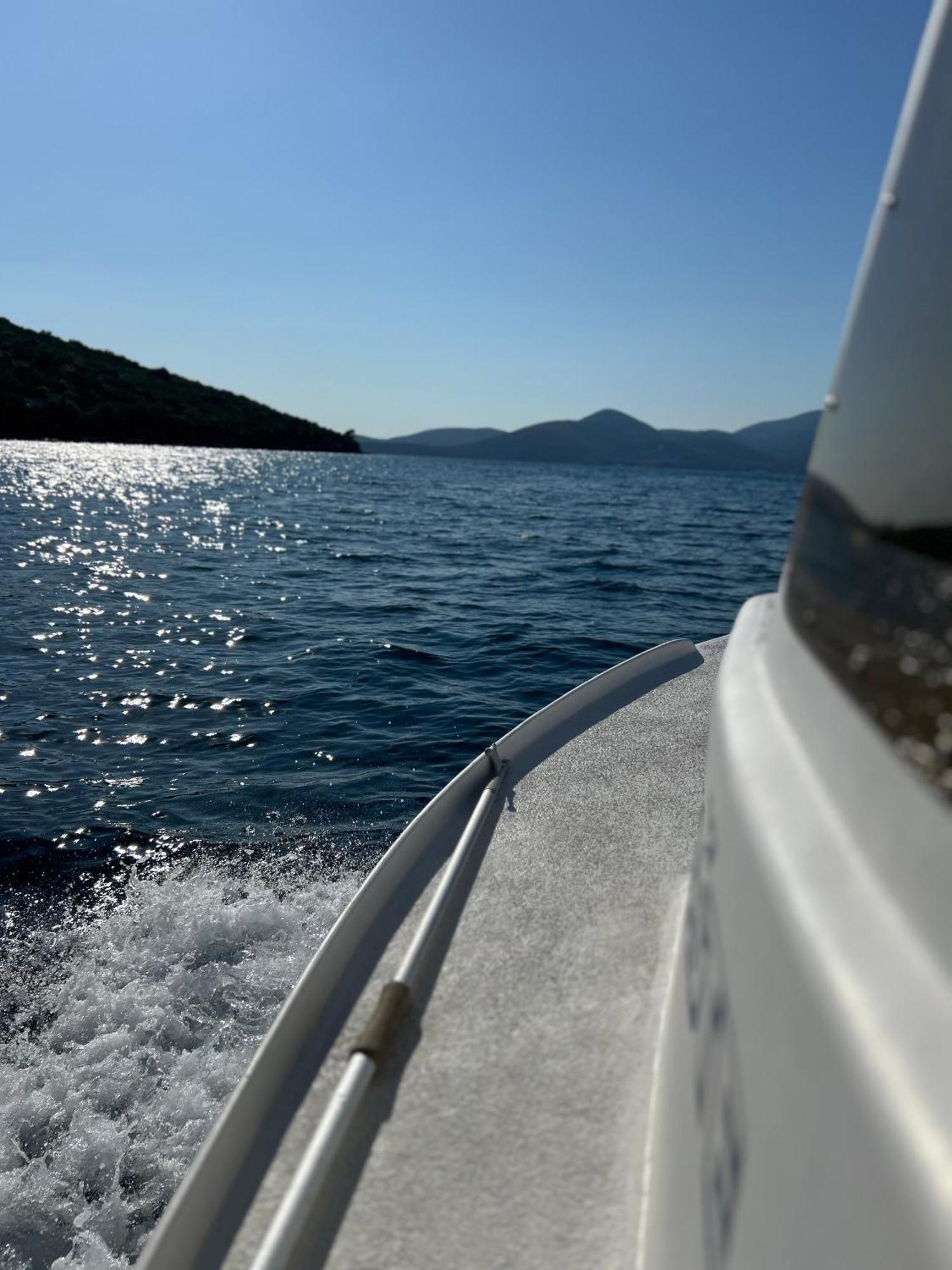 Lazarus Bigova Apartments Tivat Eksteriør bilde